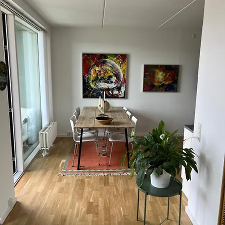 Amsterdam In *